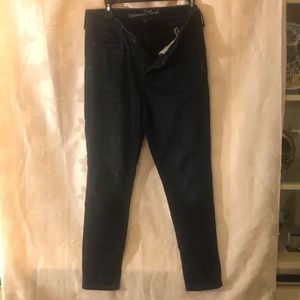 Universal Thread Mid Rise Skinny Jeans